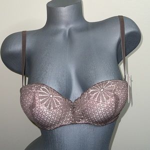 Super Push Up Extreme Padded Maximum Lift Lace Multi-way Strapless Bra.